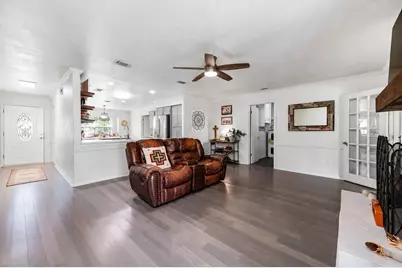 1403 Avenue F, Danbury, TX 77534 - Photo 13
