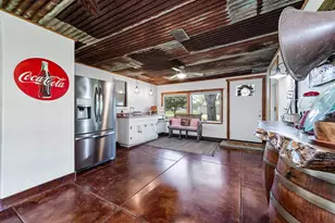 1403 Avenue F, Danbury, TX 77534 - Photo 25