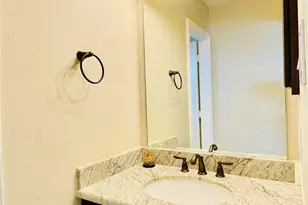 14303 Tasmania Ct, Sugar Land, TX 77498 - Photo 17