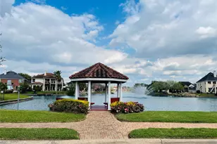 14303 Tasmania Ct, Sugar Land, TX 77498 - Photo 25