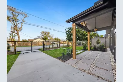 5619 Chapman Street, Houston, TX 77009 - Photo 5