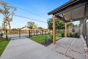 5619 Chapman St, Houston, TX 77009 - Photo 5