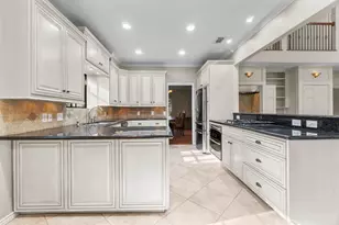 4 Maystar Ct, The Woodlands, TX 77380 - Photo 13