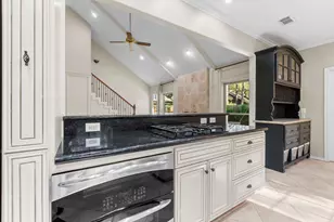 4 Maystar Ct, The Woodlands, TX 77380 - Photo 15