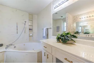 10526 Sageberry Drive, Houston, TX 77089 - Photo 15