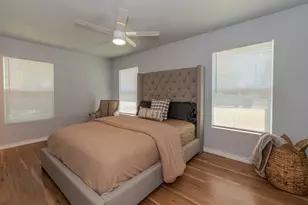 389 Bryan Ln, Beaumont, TX 77707 - Photo 11