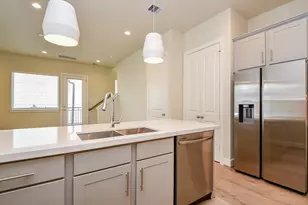 2305 Silva Park Ln, Houston, TX 77091 - Photo 7