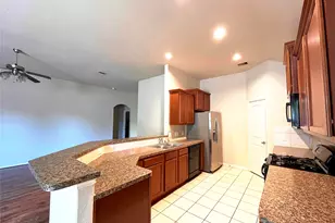 20330 Pine Water Ln, Tomball, TX 77375 - Photo 15