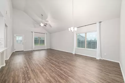 14005 Silver Falls Court, Conroe, TX 77384 - Photo 5