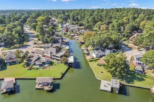 121 Clear Water Street W, Montgomery, TX 77356 - Photo 27