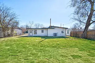 131 Imogene Dr, San Antonio, TX 78223 - Photo 25