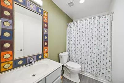 8435 Broadleaf Avenue, Baytown, TX 77521 - Photo 23