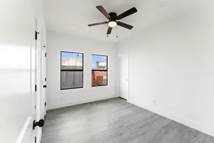 205 S 2nd St, Beasley, TX 77417 - Photo 21