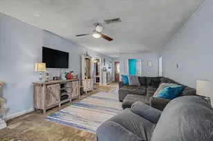 157 Houston St, Angleton, TX 77515 - Photo 9