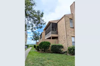 10555 Turtlewood Court #1903, Houston, TX 77072 - Photo 3