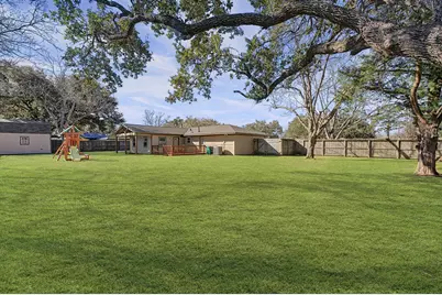 3812 Hardin Road, Baytown, TX 77521 - Photo 25