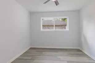 3820 Evergreen Dr, Dickinson, TX 77539 - Photo 19