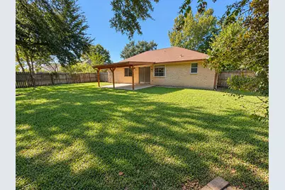 3804 Briar Hollow Drive, Dickinson, TX 77539 - Photo 25