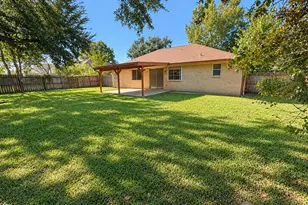 3804 Briar Hollow Dr, Dickinson, TX 77539 - Photo 25