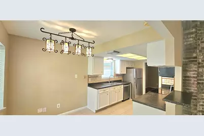 22 W Broken Oak Court, The Woodlands, TX 77381 - Photo 11