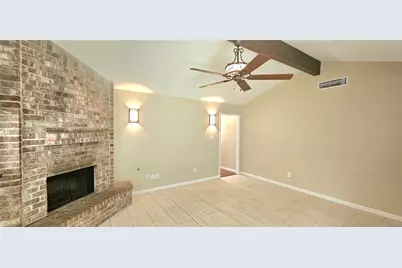 22 W Broken Oak Court, The Woodlands, TX 77381 - Photo 9