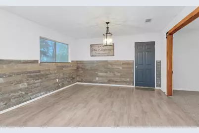 1314 Hooks Street, Crockett, TX 75835 - Photo 9