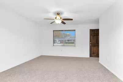 1314 Hooks Street, Crockett, TX 75835 - Photo 7