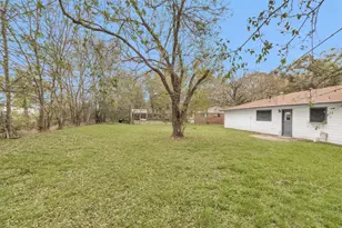 1314 Hooks St, Crockett, TX 75835 - Photo 29