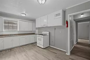 2729 Main St, La Marque, TX 77568 - Photo 5