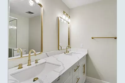 1201 McDuffie Street #122, Houston, TX 77019 - Photo 21