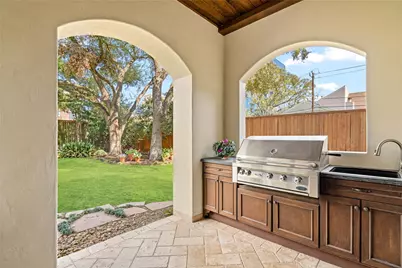 4506 Bryn Mawr Lane, Houston, TX 77027 - Photo 23