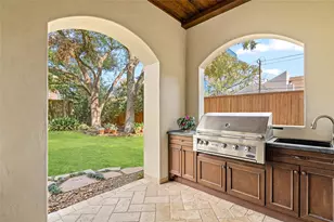 4506 Bryn Mawr Ln, Houston, TX 77027 - Photo 23