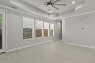 1703 Wipprecht St, Houston, TX 77020 - Photo 11