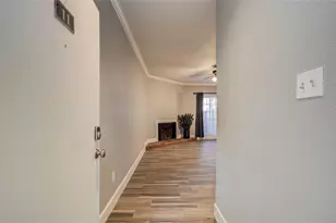 9707 Richmond Ave, Houston, TX 77042 - Photo 5