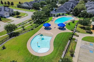 7510 Waterlilly Ln, Pearland, TX 77581 - Photo 39