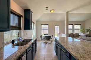 7510 Waterlilly Ln, Pearland, TX 77581 - Photo 21