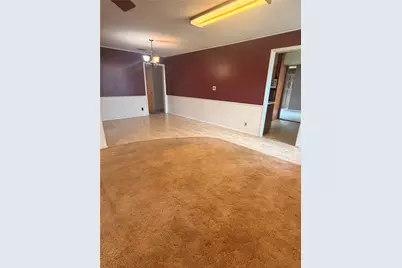 113 Cypress Street, Lake Jackson, TX 77566 - Photo 3