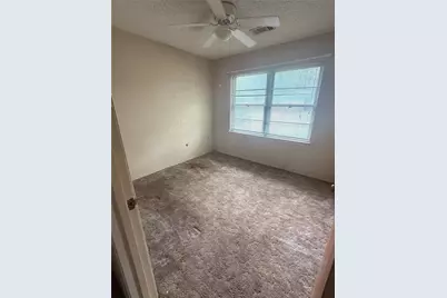 113 Cypress Street, Lake Jackson, TX 77566 - Photo 11