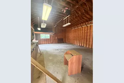 113 Cypress Street, Lake Jackson, TX 77566 - Photo 17