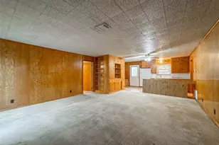 1045 12th St, Dickinson, TX 77539 - Photo 15