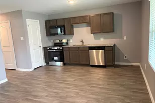9822 Emerald Stone Wy, Conroe, TX 77306 - Photo 3