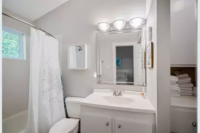 22547 Bayview Circle, Huntsville, TX 77320 - Photo 21