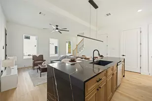 4202 Kewanee St, Houston, TX 77051 - Photo 17