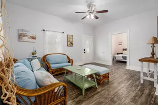 2015 37th St, Galveston, TX 77550 - Photo 5