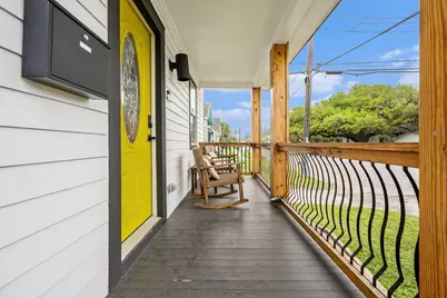 2015 37th Street, Galveston, TX 77550 - Photo 3