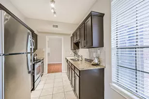 2255 Braeswood Park, Houston, TX 77030 - Photo 11