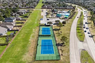 11823 Canyon Mills Dr, Houston, TX 77095 - Photo 37