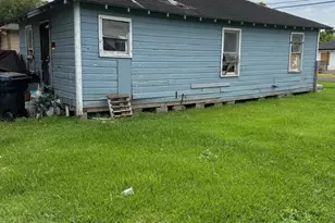 2238 Hutton St, Houston, TX 77026 - Photo 3