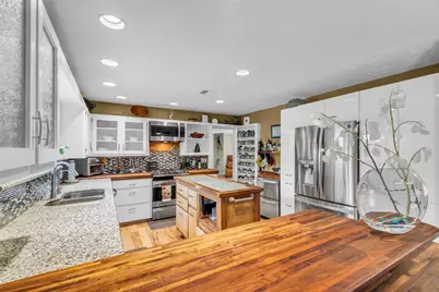 1302 Chestnut Ridge Road, Houston, TX 77339 - Photo 15