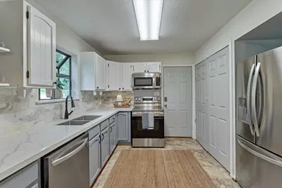 903 Commanche Road, Conroe, TX 77316 - Photo 1